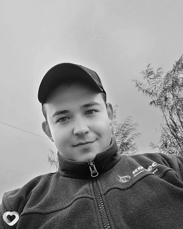 Илья, 32, Комсомольске-на-Амуре — анкета №822935