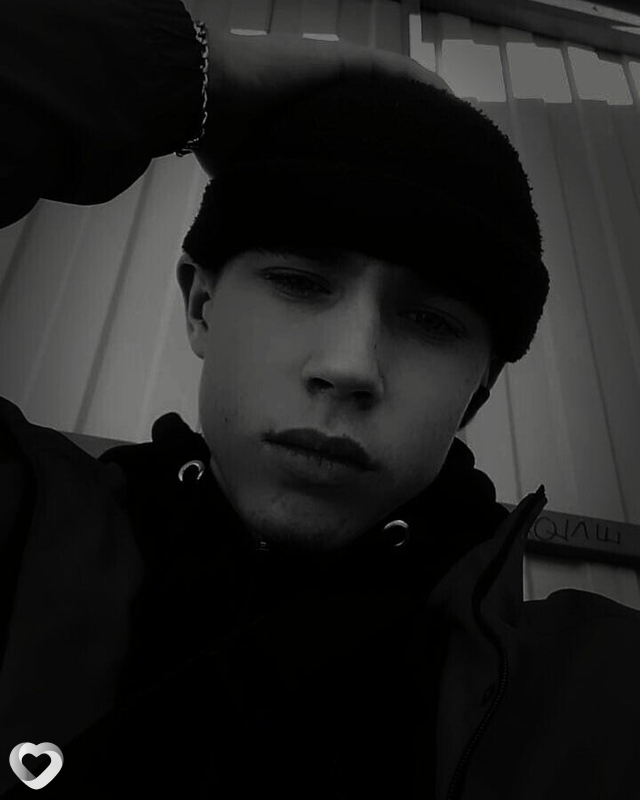 Николай, 20, Слуцке — анкета №823548
