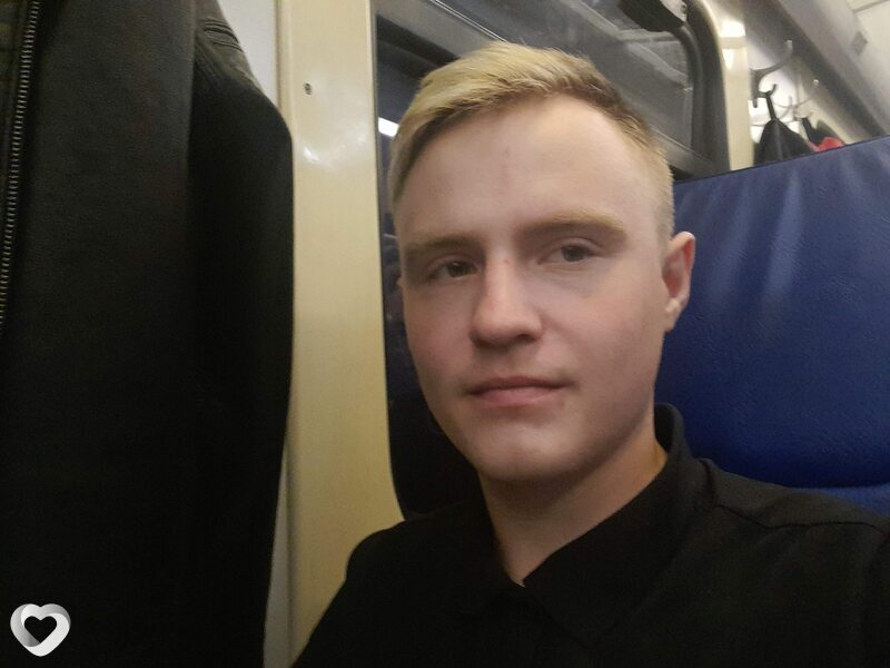 Олег, 26, Балакове — анкета №823593