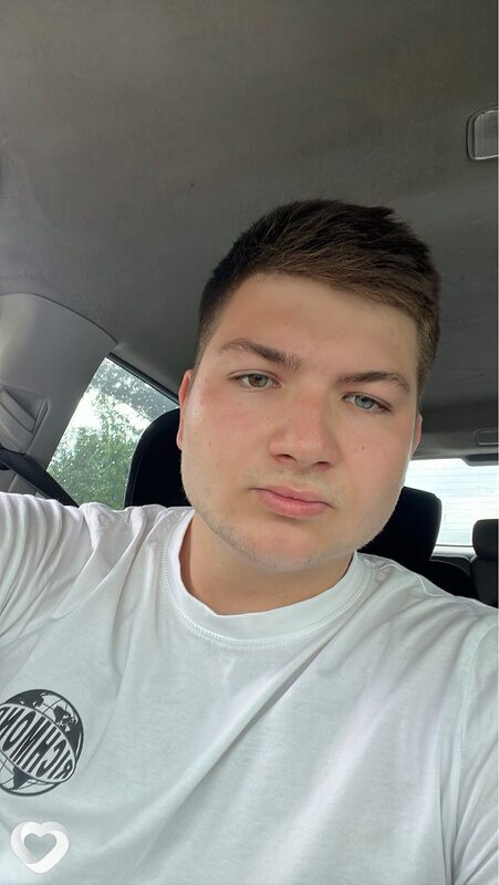 Артемий, 24, Москве — анкета №824552