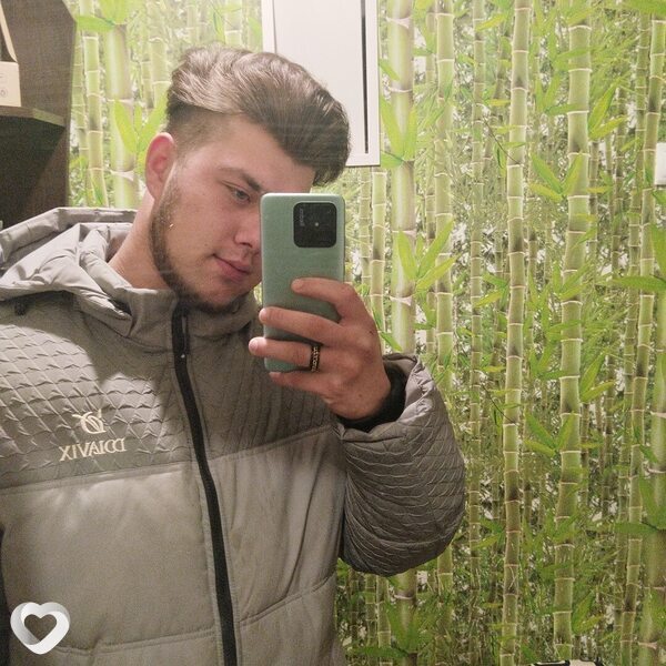 Александр, 21, Георгиевске — анкета №825245