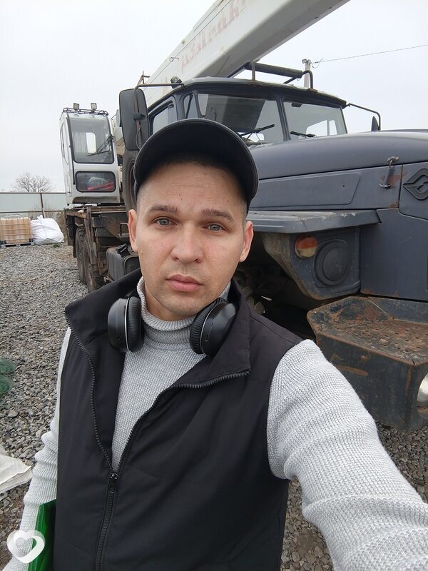 Богдан, 35, Бердянске — анкета №825435