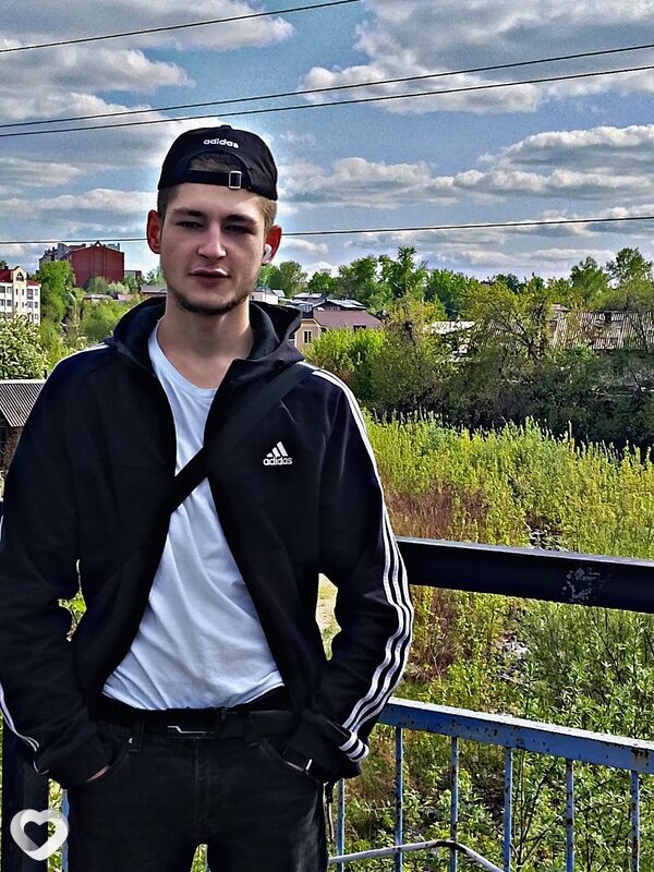 Данил, 22, Томске — анкета №826226