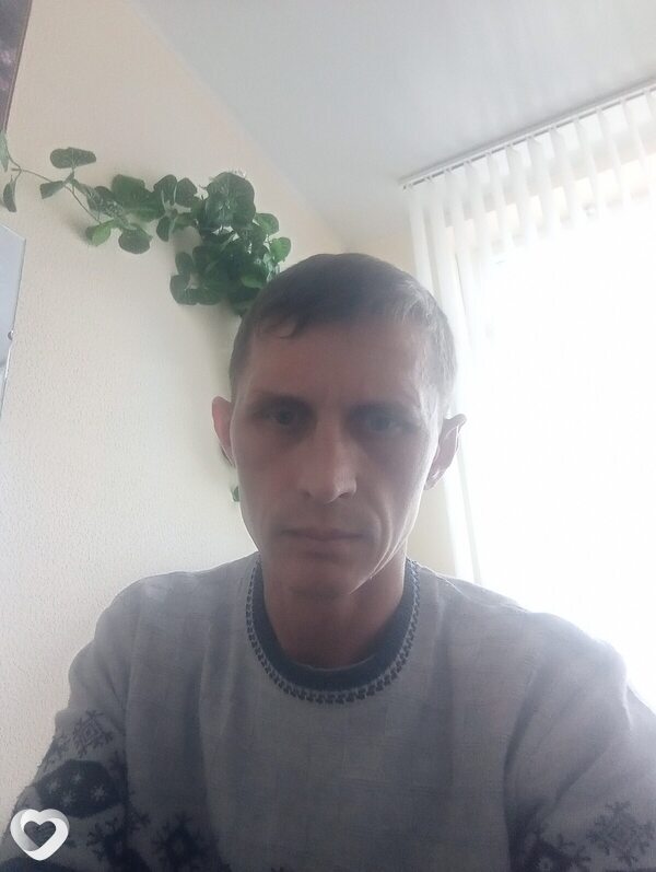 Виктор, 44, Морозовске — анкета №826367