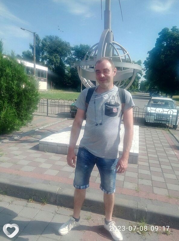 Олександр, 41, Краснограде — анкета №826369