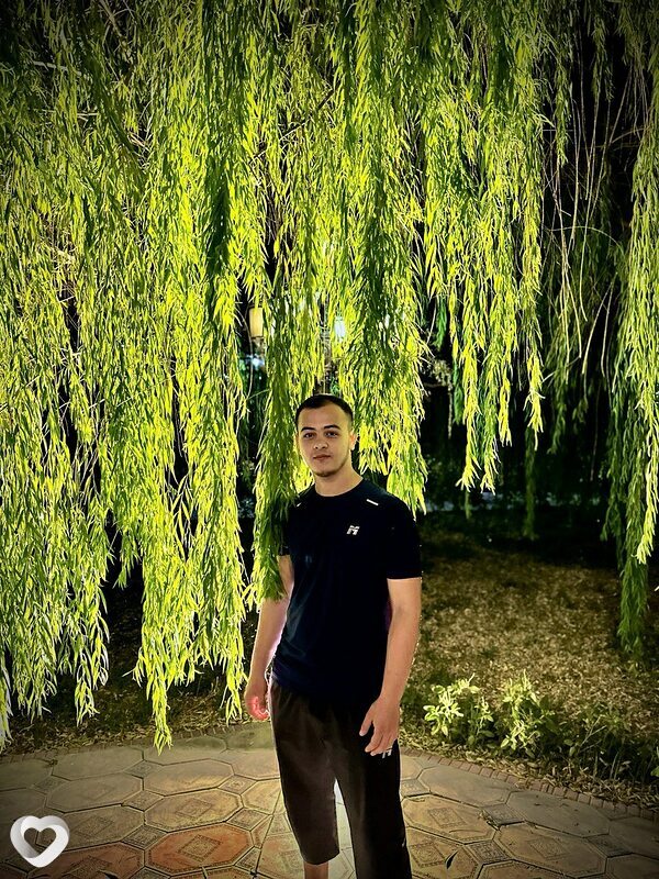 Тахир, 22, Москве — анкета №826396
