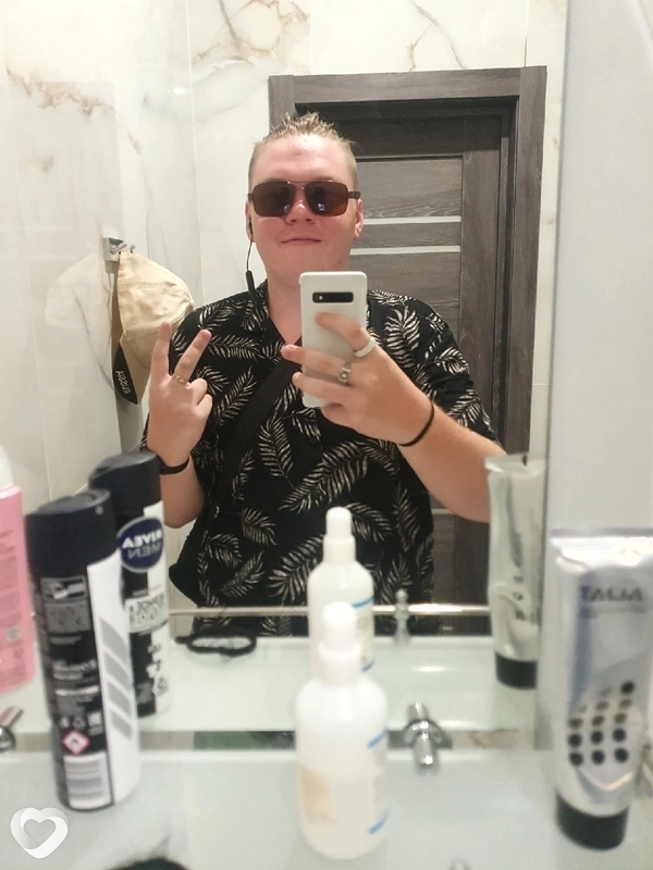 Артур, 21, Волгограде — анкета №826719