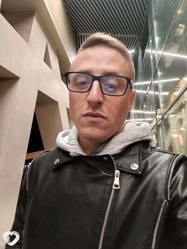 Антон, 28, Батайске — анкета №827987
