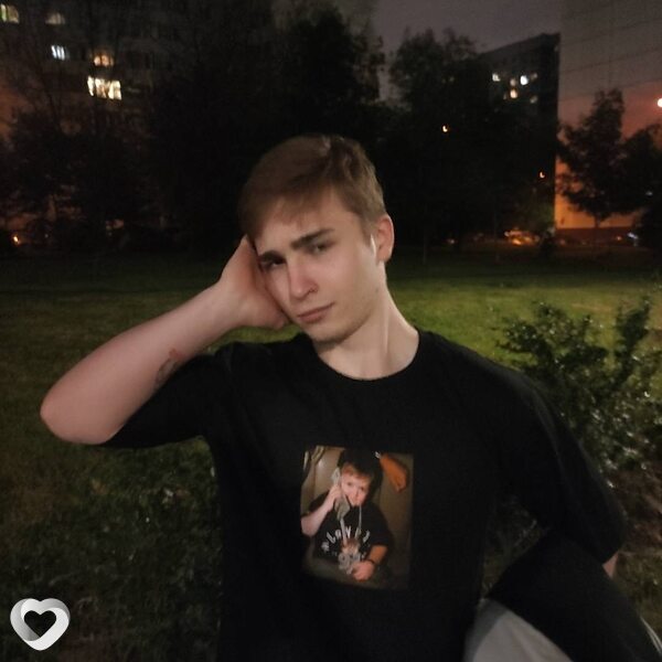 Вова, 22, Москве — анкета №828073