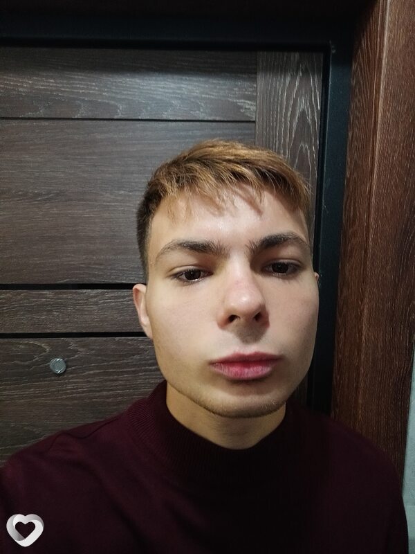 Илья, 21, Тюмени — анкета №828203