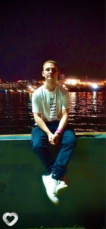 Никита, 21, Москве — анкета №828328