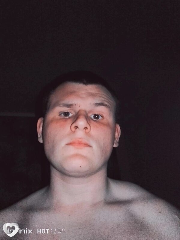 Антон, 21, Анапе — анкета №828591