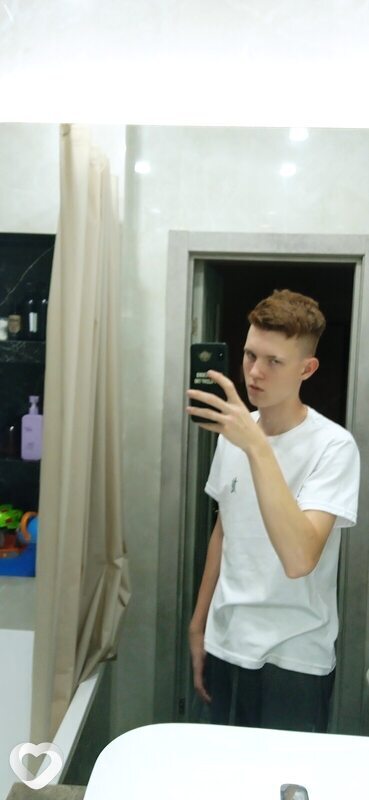 Витя, 21, Москве — анкета №829237