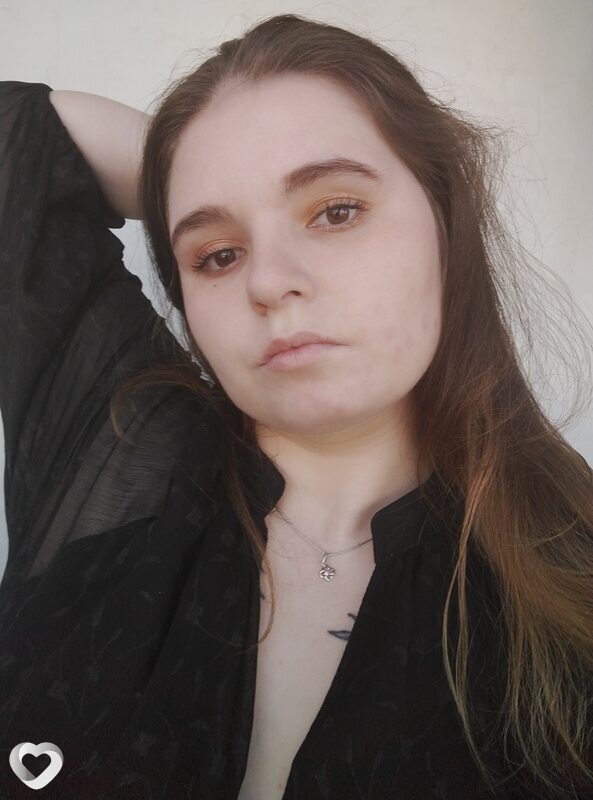 Юля, 24, Белове — анкета №829815
