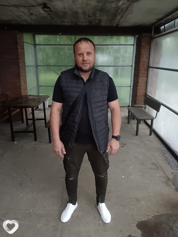 Юрий, 39, Тихорецке — анкета №831052