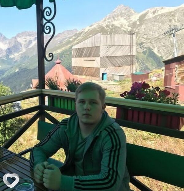 Виталий, 27, Пятигорске — анкета №832055