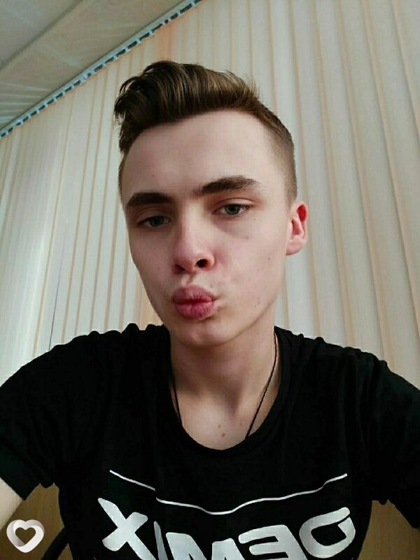 Максим, 25, Москве — анкета №832470