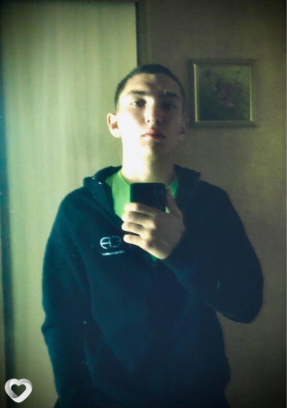 Александр, 21, Москве — анкета №832927