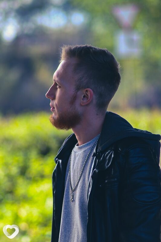 Павел, 31, Черногорске — анкета №833659