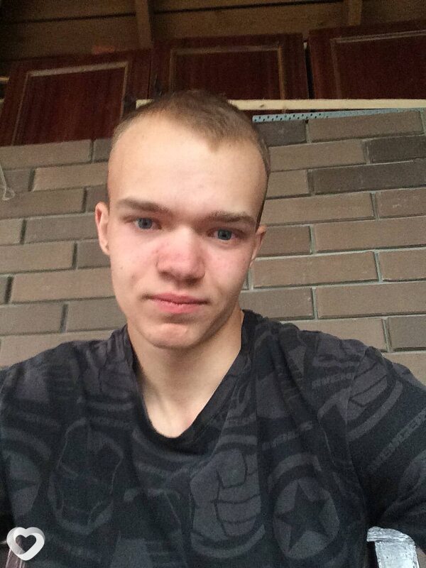 Михаил, 22, Волгограде — анкета №834258