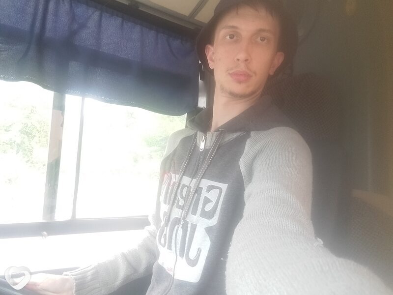 Михаил, 24, Новокузнецке — анкета №834477