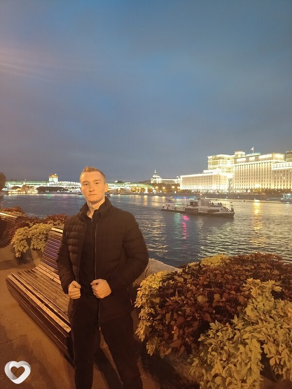 Макс, 23, Москве — анкета №834776