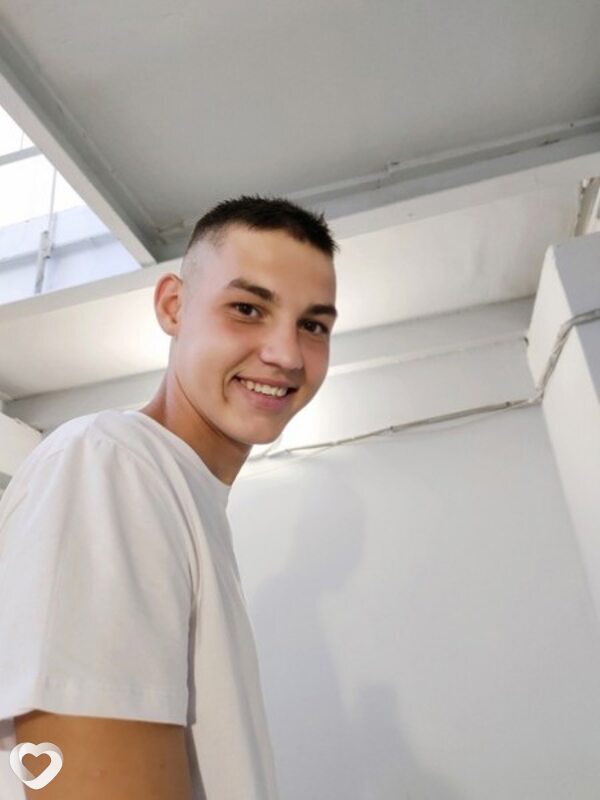 Влад, 22, Челябинске — анкета №834990
