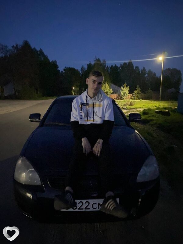 Дмитрий, 21, Брянске — анкета №835328