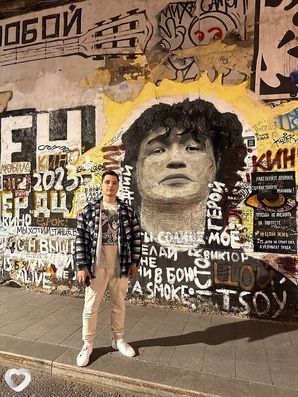 Михаил, 24, Москве — анкета №835237