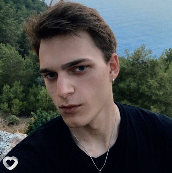 Виктор, 20, Твери — анкета №835443
