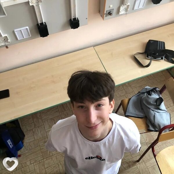 Даня, 21, Москве — анкета №835866