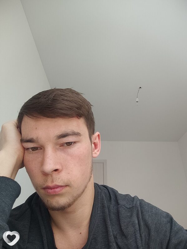 Анатолий, 25, Москве — анкета №836414
