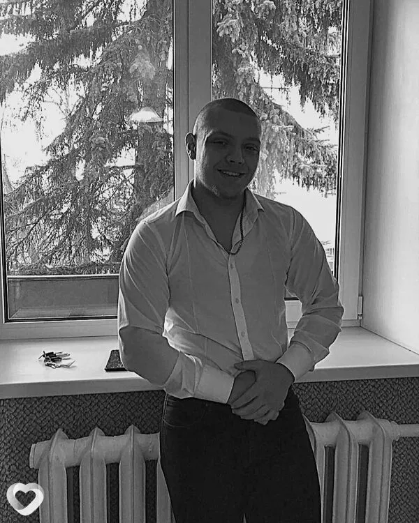 Артем, 27, Москве — анкета №836765