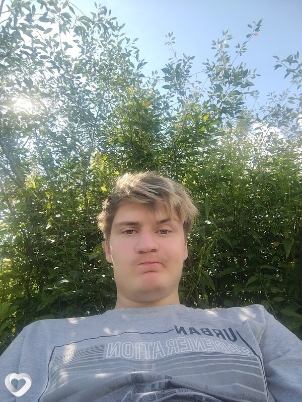 Владимир, 20, Красноярске — анкета №836959