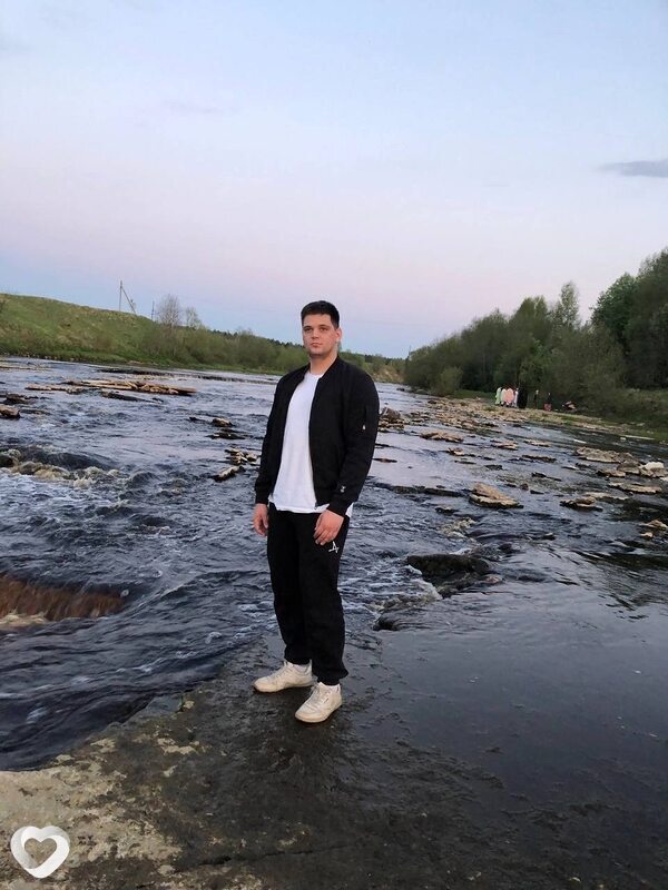 Илья, 24, Москве — анкета №837110
