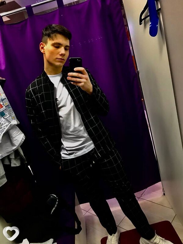 Алексей, 23, Серпухове — анкета №837320