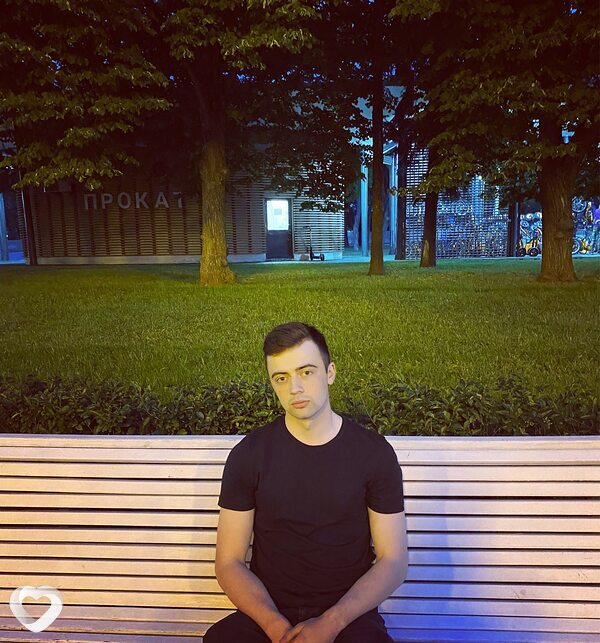Денис, 28, Москве — анкета №838419