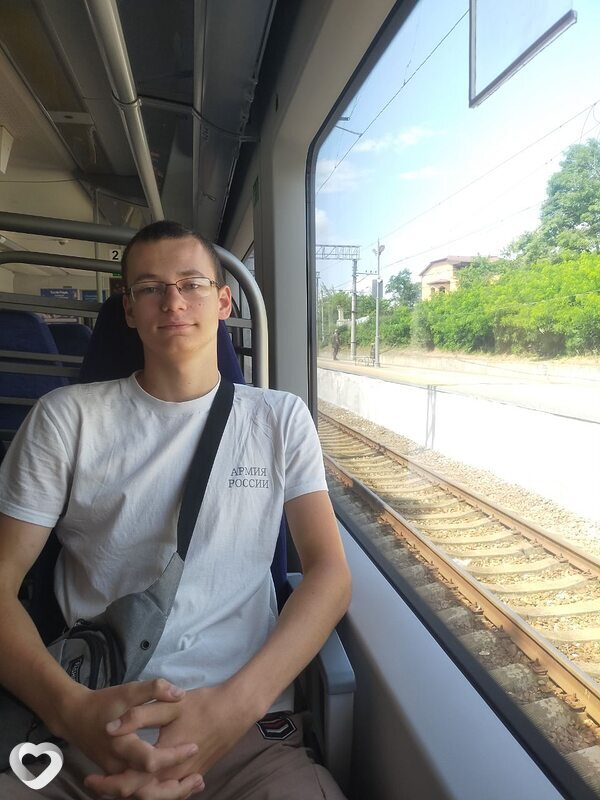 Андрей, 21, Барнауле — анкета №838993