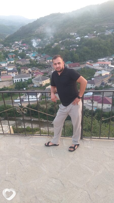 Zaur, Ровное