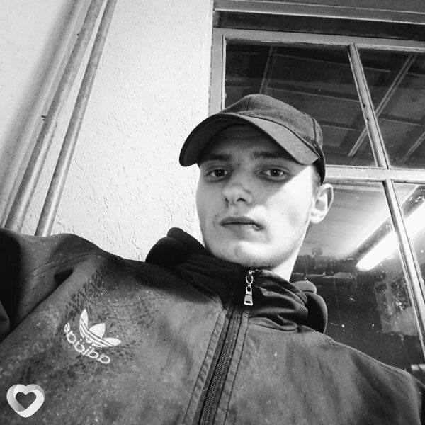 Виталий, 22, Горках — анкета №839746