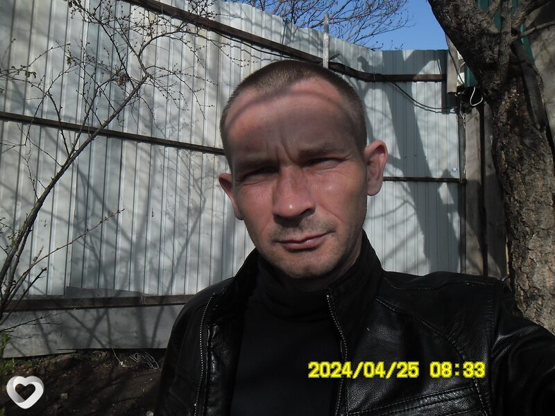 Влад Дракула, 36, Уссурийске — анкета №839862