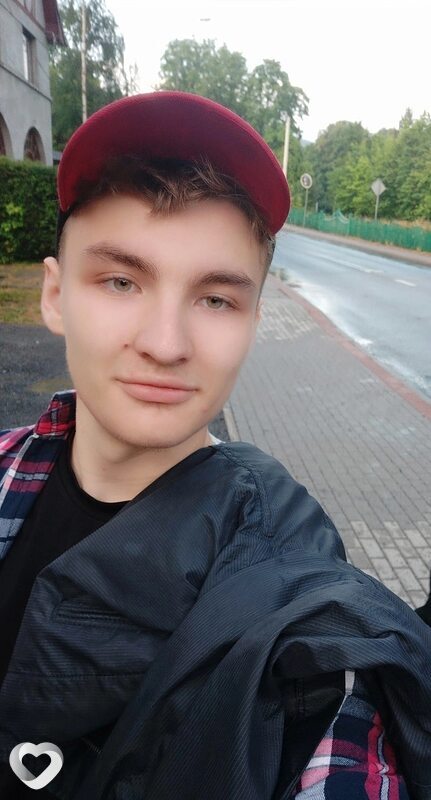 Дэн, 24, Магнитогорске — анкета №840331