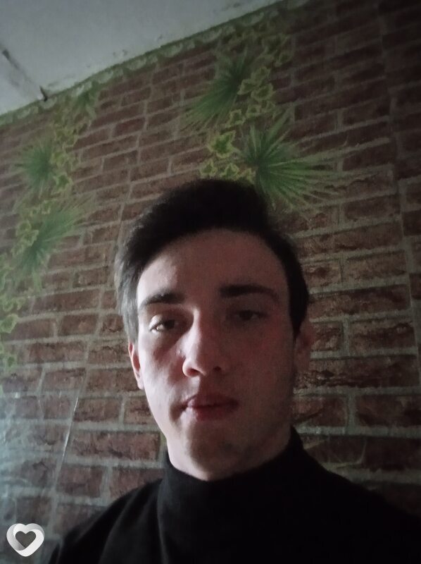 Константин, 21, Минеральных Водах — анкета №840993