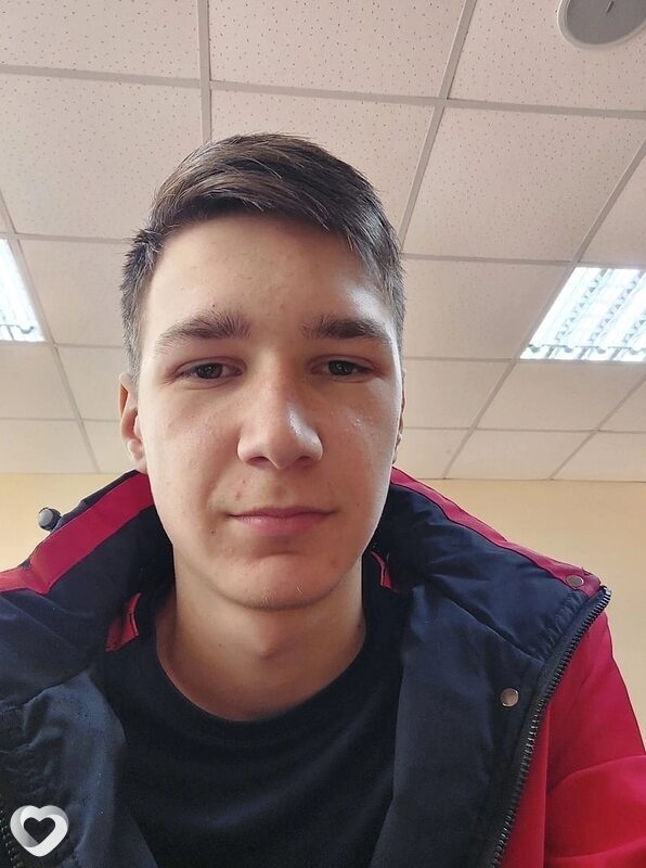 Илья, 21, Москве — анкета №841563