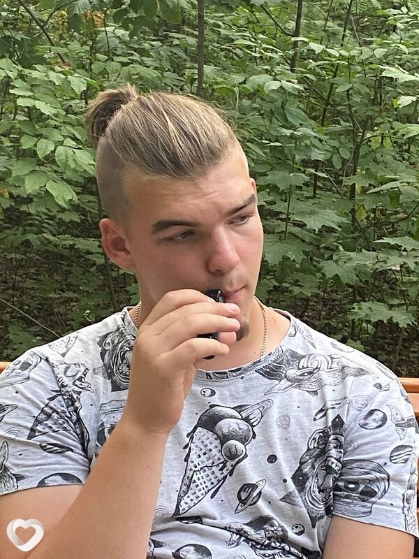 Алексей, 20, Нижнем Новгороде — анкета №841817