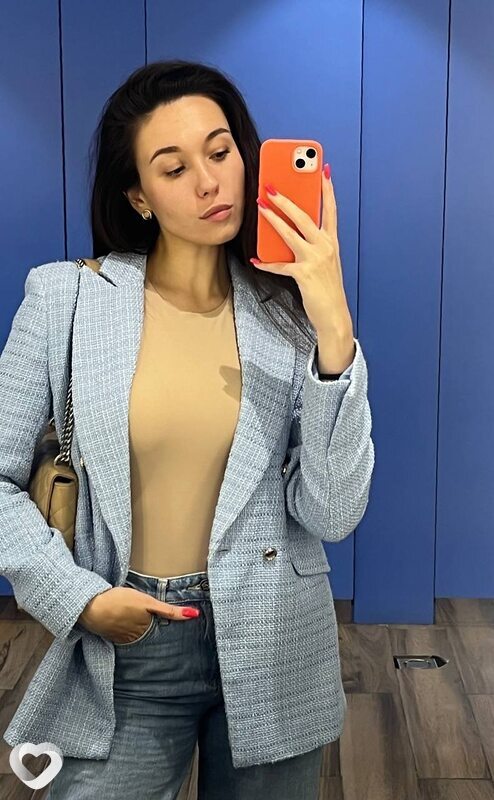Злата, 21, Барнауле — анкета №842071