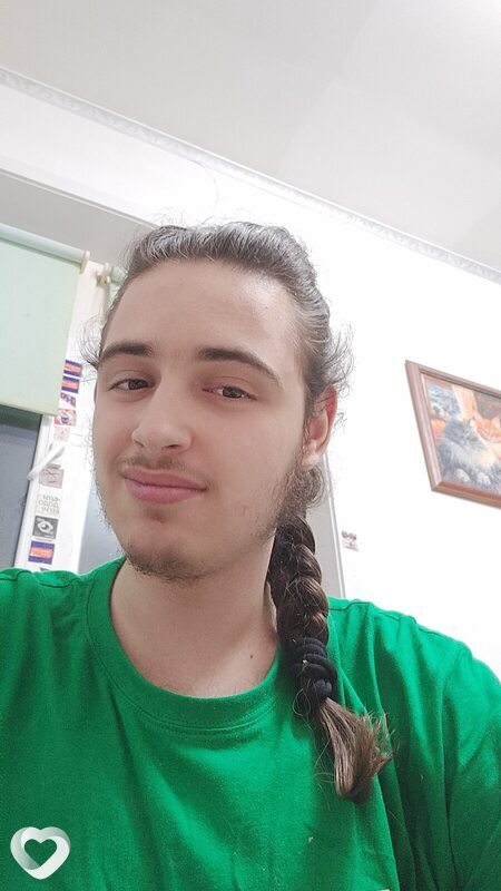 Максим, 20, Магадане — анкета №842186