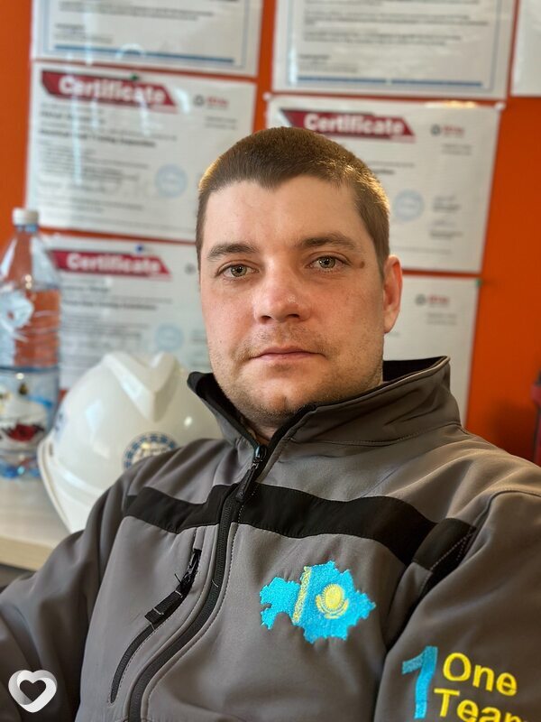 Михаил, 38, Черногорске — анкета №842578