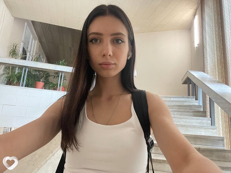 Ксения, 21, Уссурийске — анкета №842724