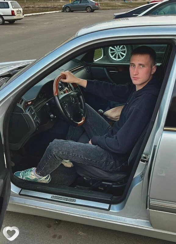 Alex, 29, Калинковичах — анкета №843540